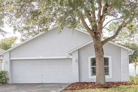 Villa ou maison à Wesley Chapel, Floride 3 chambres, 120.03 m2 № 2273260