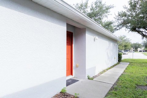 Villa ou maison à vendre à Wesley Chapel, Floride: 3 chambres, 120.03 m2 № 2273260 - photo 3