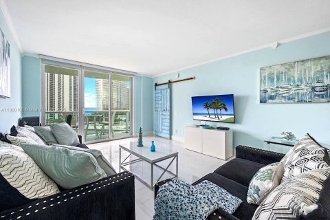Condominio en venta en Sunny Isles Beach, Florida, 1 dormitorio, 93.37 m2 № 1943421 - foto 13