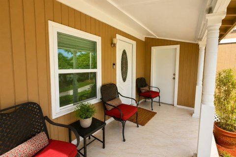 House in Clearwater, Florida 2 bedrooms, 76.64 sq.m. № 2212937 - photo 3