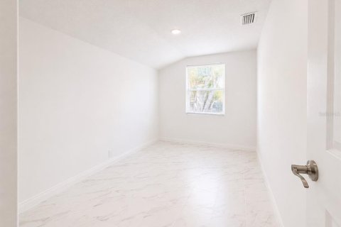 House in Clearwater, Florida 2 bedrooms, 76.64 sq.m. № 2212937 - photo 11