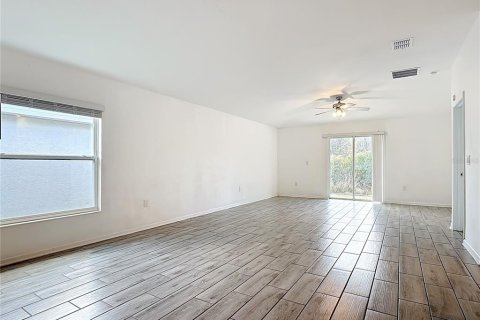 House in Bartow, Florida 4 bedrooms, 171.03 sq.m. № 2217028 - photo 6