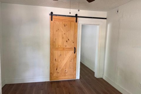 Commercial property in Ocala, Florida 4 bedrooms, 108.14 sq.m. № 2220573 - photo 5
