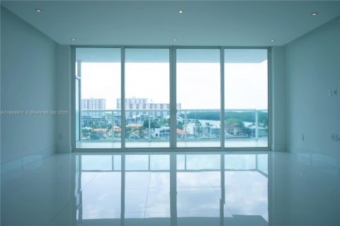 Condo in Sunny Isles Beach, Florida, 3 bedrooms  № 1839177 - photo 6