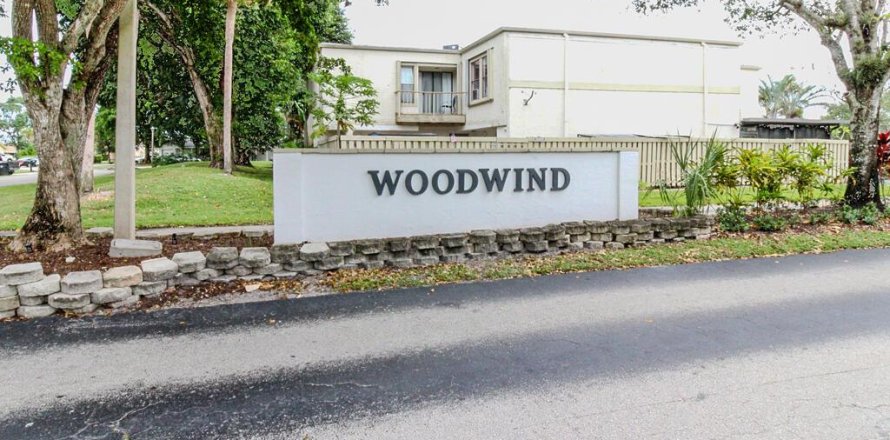 Townhouse in Wellington, Florida 2 bedrooms, 146.51 sq.m. № 825713