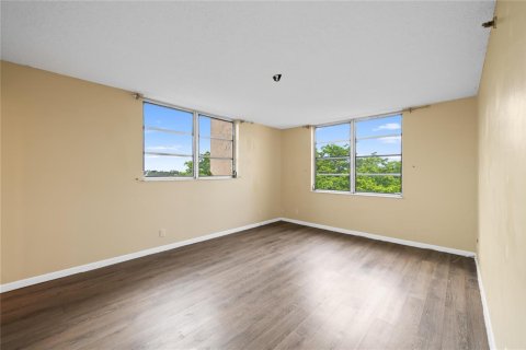 Copropriété à vendre à Davie, Floride: 2 chambres, 105.91 m2 № 2082284 - photo 6