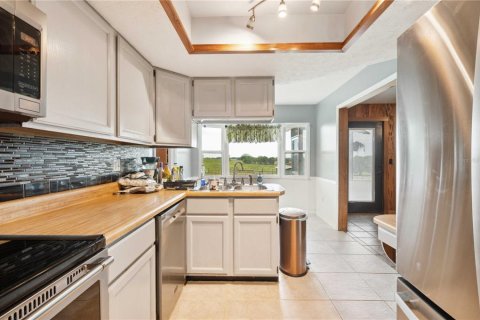 Casa en venta en Dade City, Florida, 3 dormitorios, 183.11 m2 № 1201715 - foto 17