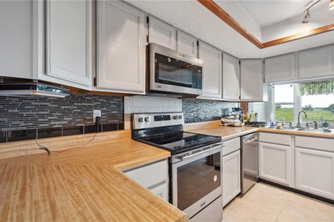 Casa en venta en Dade City, Florida, 3 dormitorios, 183.11 m2 № 1201715 - foto 19
