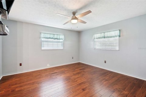Casa en venta en Dade City, Florida, 3 dormitorios, 183.11 m2 № 1201715 - foto 21