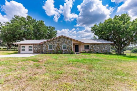 Casa en venta en Dade City, Florida, 3 dormitorios, 183.11 m2 № 1201715 - foto 1