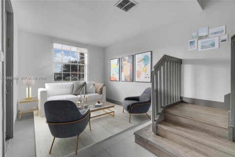 Adosado en alquiler en Homestead, Florida, 3 dormitorios, 108.6 m2 № 2056691 - foto 2