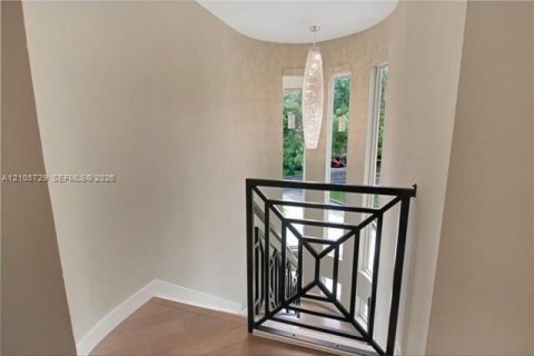 Condominio en venta en Coral Springs, Florida, 4 dormitorios, 216.83 m2 № 2417533 - foto 16