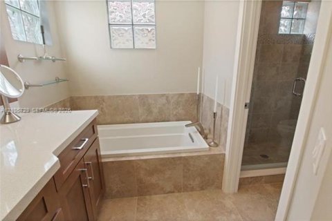 Condominio en venta en Coral Springs, Florida, 4 dormitorios, 216.83 m2 № 2417533 - foto 21