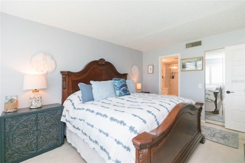 Condominio en venta en Saint Petersburg, Florida, 2 dormitorios, 89.19 m2 № 2112106 - foto 17