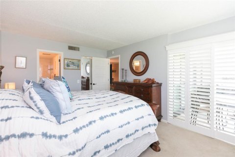 Condominio en venta en Saint Petersburg, Florida, 2 dormitorios, 89.19 m2 № 2112106 - foto 18