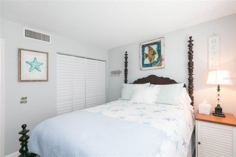 Condominio en venta en Saint Petersburg, Florida, 2 dormitorios, 89.19 m2 № 2112106 - foto 14
