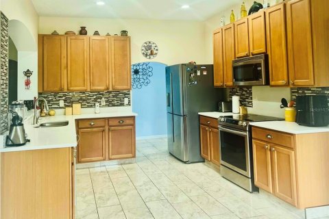 Villa ou maison à vendre à Astatula, Floride: 6 chambres, 390.19 m2 № 2323246 - photo 8