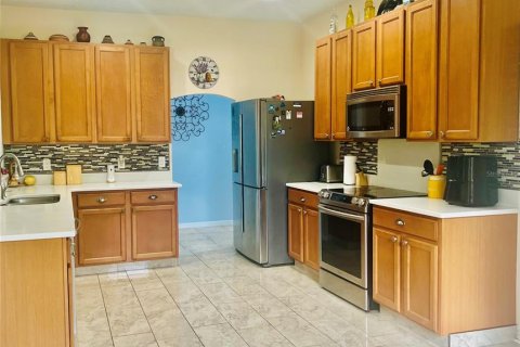 Villa ou maison à vendre à Astatula, Floride: 6 chambres, 390.19 m2 № 2323246 - photo 9