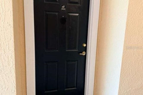 Condo in Orlando, Florida, 3 bedrooms  № 2198924 - photo 2
