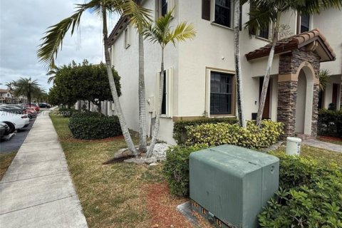 Adosado en venta en Homestead, Florida, 2 dormitorios, 113.71 m2 № 2000305 - foto 4
