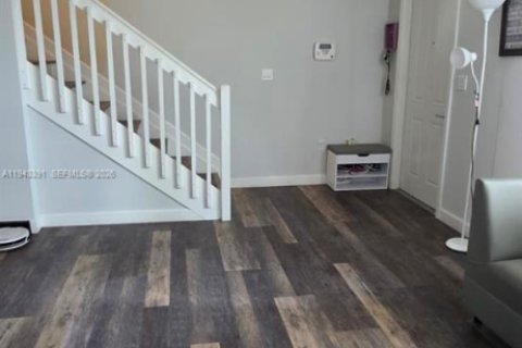 Adosado en venta en Homestead, Florida, 2 dormitorios, 113.71 m2 № 2000305 - foto 6