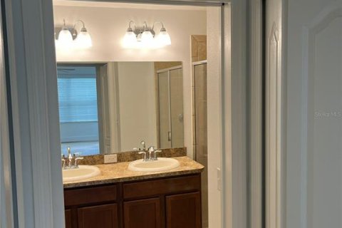 Townhouse in Orlando, Florida 3 bedrooms, 174.84 sq.m. № 2391221 - photo 12
