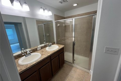 Townhouse in Orlando, Florida 3 bedrooms, 174.84 sq.m. № 2391221 - photo 13