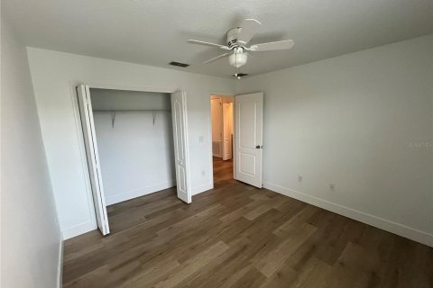 Townhouse in Orlando, Florida 3 bedrooms, 174.84 sq.m. № 2391221 - photo 25