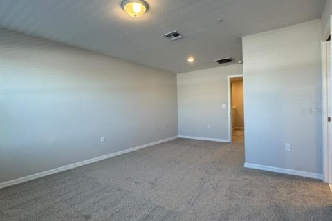 Touwnhouse à louer à Clermont, Floride: 4 chambres, 171.59 m2 № 2427277 - photo 15