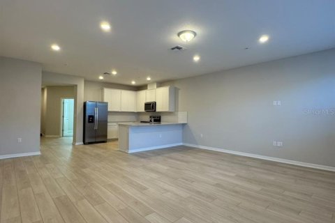 Touwnhouse à louer à Clermont, Floride: 4 chambres, 171.59 m2 № 2427277 - photo 11