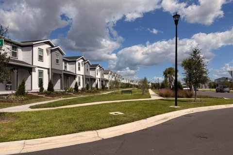 Touwnhouse à louer à Clermont, Floride: 4 chambres, 171.59 m2 № 2427277 - photo 2