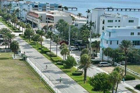 House in Lauderdale-by-the-Sea, Florida 1 bedroom, 61.32 sq.m. № 2083555 - photo 25