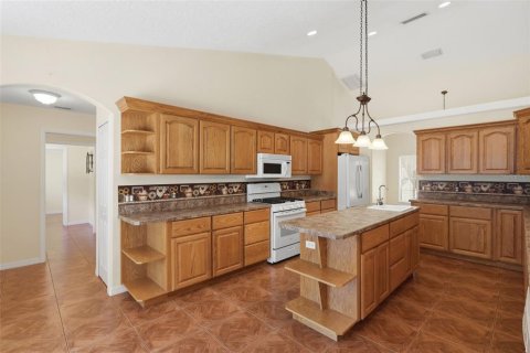 House in De Leon Springs, Florida 3 bedrooms, 207.08 sq.m. № 2120248 - photo 29