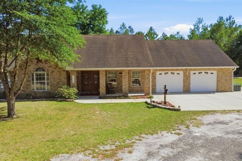 House in De Leon Springs, Florida 3 bedrooms, 207.08 sq.m. № 2120248 - photo 9