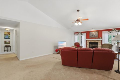 House in De Leon Springs, Florida 3 bedrooms, 207.08 sq.m. № 2120248 - photo 22