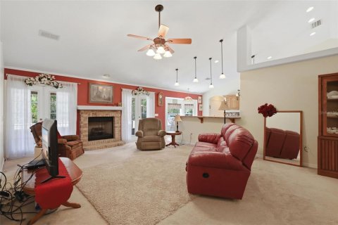 House in De Leon Springs, Florida 3 bedrooms, 207.08 sq.m. № 2120248 - photo 16