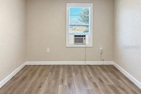 Villa ou maison à louer à Lakeland, Floride: 2 chambres, 83.61 m2 № 2415074 - photo 4