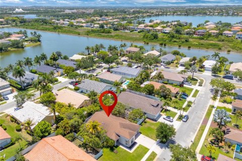Villa ou maison à vendre à Pembroke Pines, Floride: 3 chambres, 184.97 m2 № 2074970 - photo 26