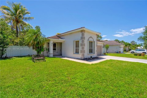 Villa ou maison à vendre à Pembroke Pines, Floride: 3 chambres, 184.97 m2 № 2074970 - photo 5