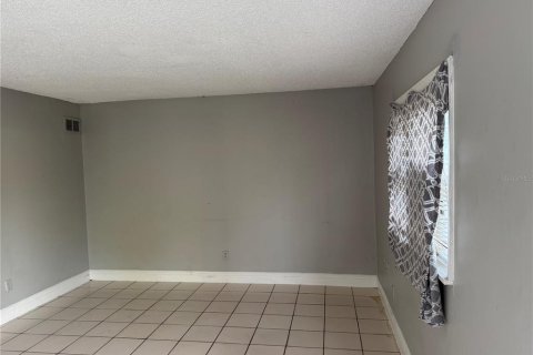 Apartamento en alquiler en Orlando, Florida, 2 dormitorios, 74.14 m2 № 1847295 - foto 5