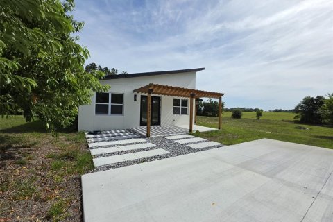 Villa ou maison à vendre à Morriston, Floride: 4 chambres, 187.29 m2 № 2350148 - photo 2