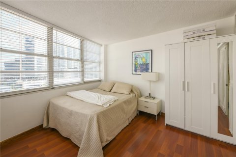 Снять в аренду кондоминиум в Майами, Флорида 2 спальни, 91.97м2, № 2145849 - фото 14