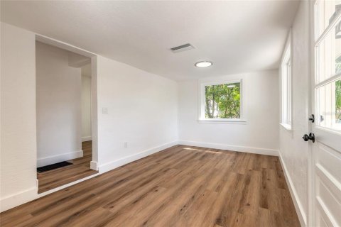 Propiedad comercial en venta en New Smyrna Beach, Florida, 122.63 m2 № 1852669 - foto 29
