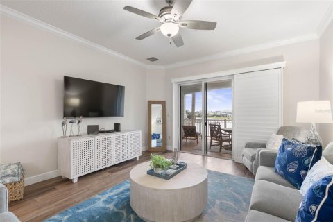 Condo in Palm Coast, Florida, 3 bedrooms  № 2200384 - photo 8