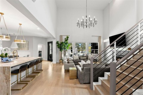 Villa ou maison à vendre à Tampa, Floride: 5 chambres, 364.08 m2 № 1802348 - photo 11