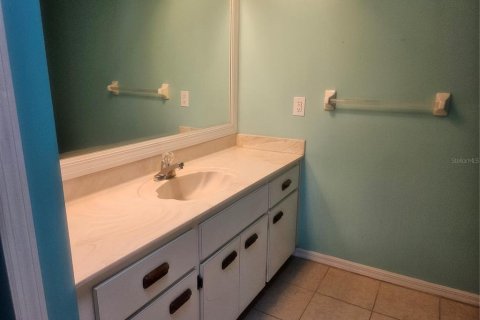 Condo in Hernando, Florida, 2 bedrooms № 2094725 - photo 13