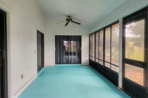 Condo in Hernando, Florida, 2 bedrooms № 2094725 - photo 19