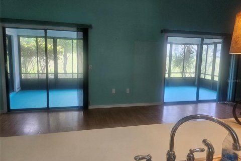Condo in Hernando, Florida, 2 bedrooms № 2094725 - photo 8