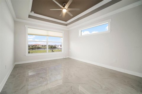 House in Wimauma, Florida 4 bedrooms, 283.91 sq.m. № 1635953 - photo 25