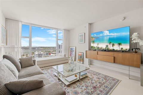 Condominio en venta en Miami Beach, Florida, 1 dormitorio, 88.26 m2 № 1779982 - foto 12